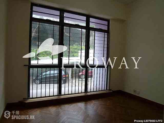 Pok Fu Lam - Pine Grove Block 6 09
