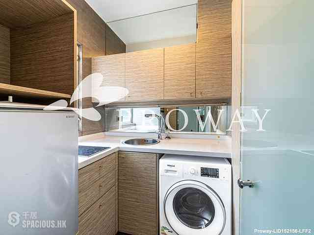 Mid Levels West - Bonham Court 07
