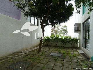Pok Fu Lam - Pine Grove Block 6 11