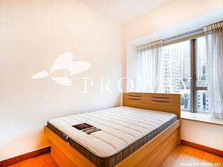 Sai Ying Pun - Island Crest 06