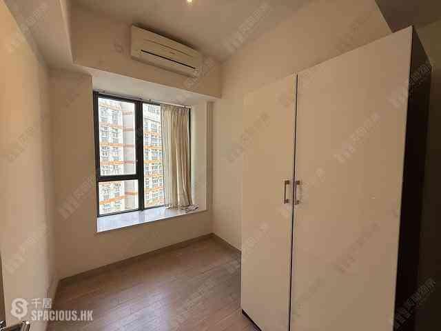 Wan Chai - The Oakhill 09