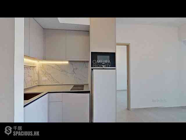 Sai Ying Pun - No.8 Hing Hon Road (Resiglow-Bonham) 03
