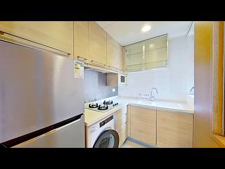 Wan Chai - The Zenith 08