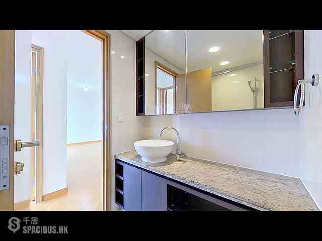 Wan Chai - The Zenith 13