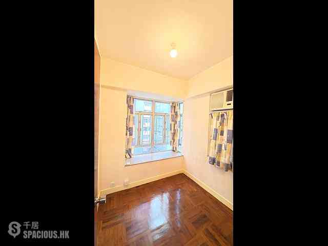 Causeway Bay - Hoi Hing Building 07
