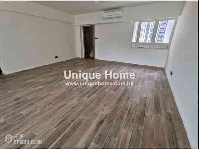 Mid Levels Central - St. Joan Court 04