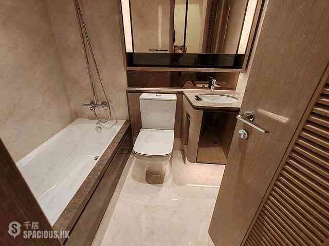 Wong Chuk Hang - The Southside Phase 1 Southland Tower 2A 07