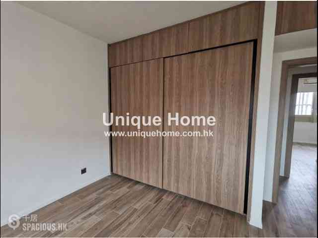 Mid Levels Central - St. Joan Court 06