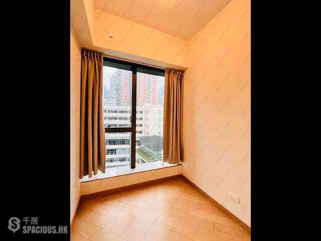 Shek Tong Tsui - Novum West Block 5 04