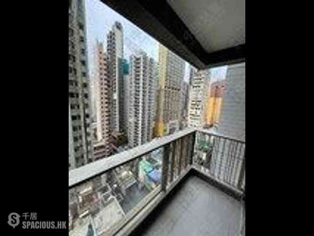 Sai Ying Pun - Island Crest Block 2 06