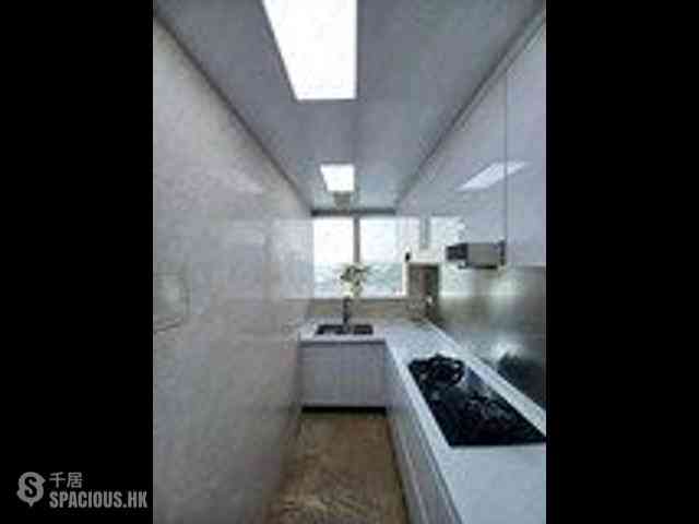 Wong Chuk Hang - Marinella Block 2 03