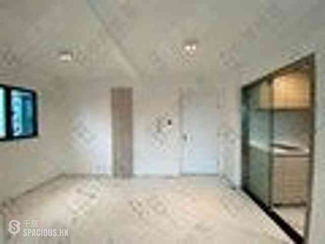 Sheung Wan - The Bellevue Place 01