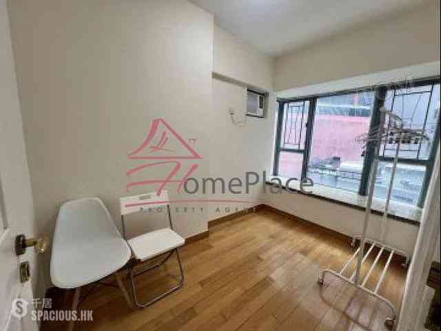 Sheung Wan - Queen's Terrace 04
