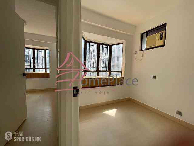 Sai Ying Pun - Kwong Fung Terrace 04
