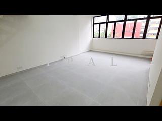 Quarry Bay - Elegance House 03