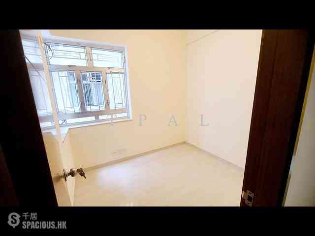 North Point - 461-463, King's Road 05