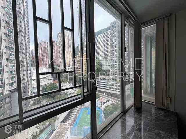 Mid Levels West - Bonham Court 09