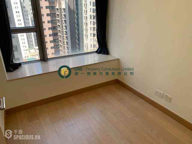 Sai Ying Pun - Island Crest 07