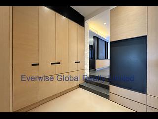 Happy Valley - Sanitarian Apartments 42