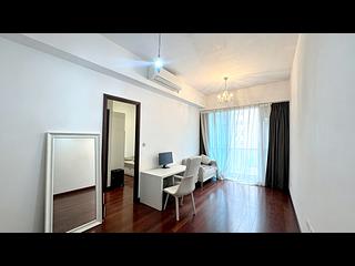 Wan Chai - J Residence 07