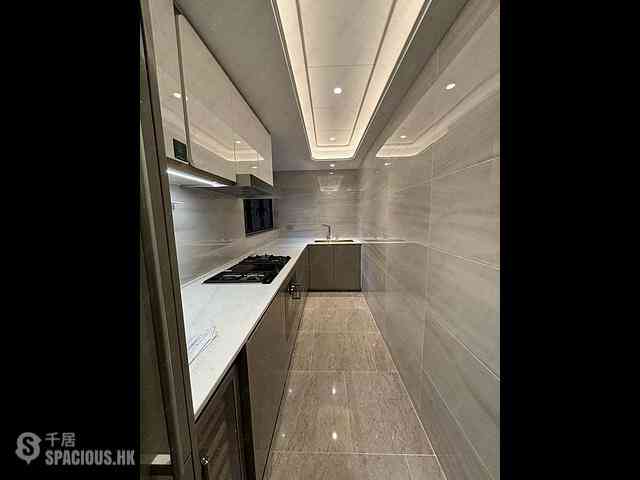 Wong Chuk Hang - The Southside Phase 4A Tower 2B 07