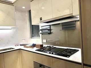 Wong Chuk Hang - The Southside Phase 2 La Marina Tower 2A 03