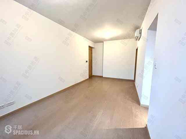 Wong Chuk Hang - The Southside Phase 2 La Marina Tower 2A 08
