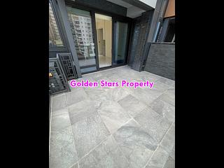 Sai Ying Pun - The Queens 02