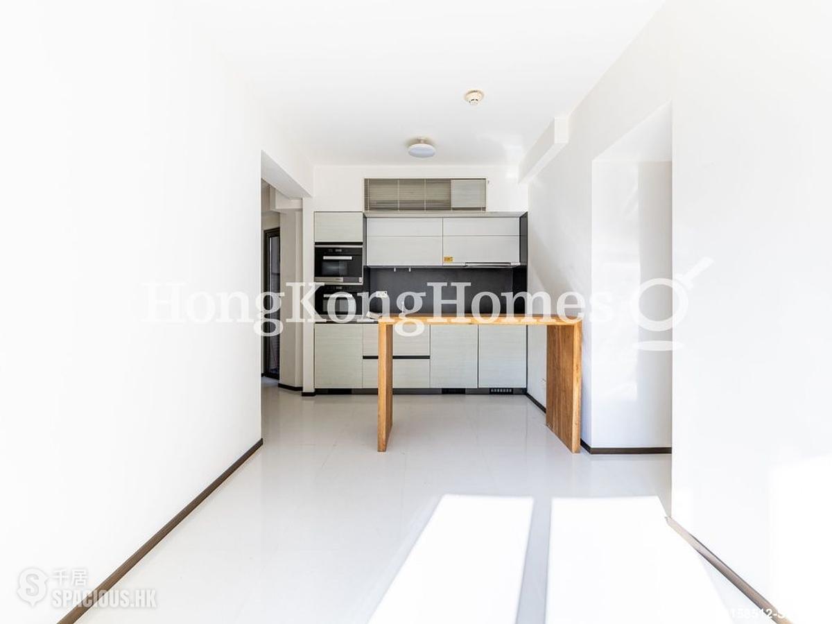 Happy Valley - Regent Hill 01