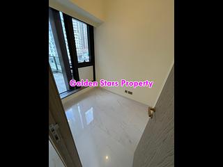 Sai Ying Pun - The Queens 14