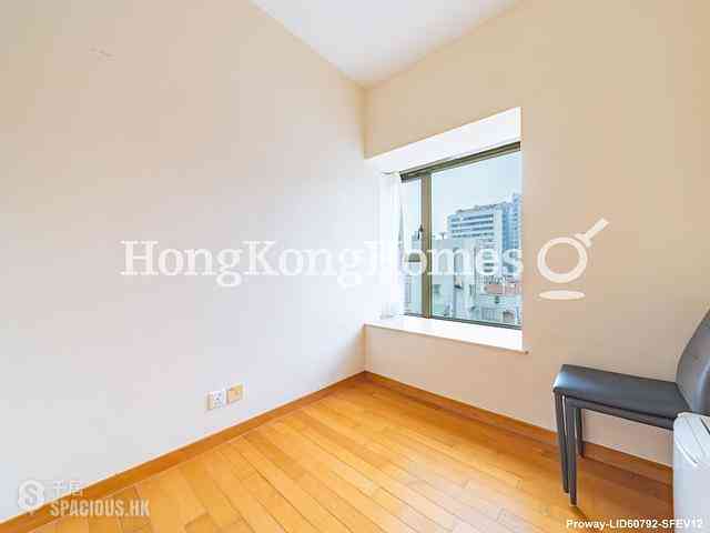 Wan Chai - The Zenith 08