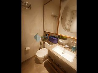 Shek Tong Tsui - Novum West 10