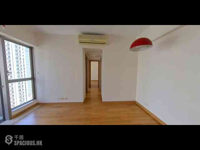 Sai Ying Pun - Island Crest Block 2 01