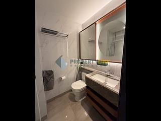 Shek Tong Tsui - Novum West 15