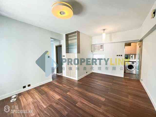 Mid Levels West - Bonham Court 01