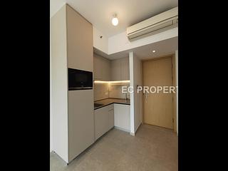 Sai Ying Pun - No.8 Hing Hon Road (Resiglow-Bonham) 05