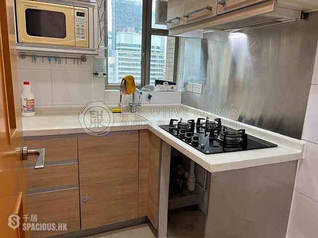 Wan Chai - The Zenith 09