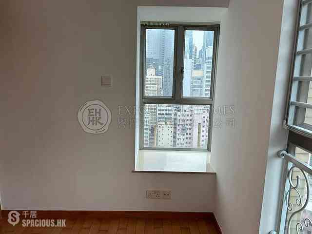 Wan Chai - The Zenith 11