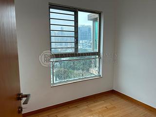 Wan Chai - The Zenith 12