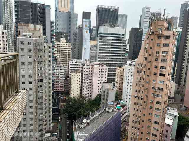 Wan Chai - The Zenith 13