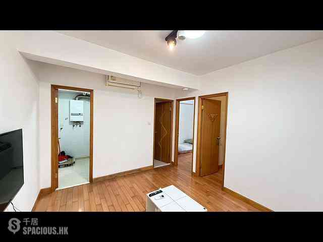 Sai Ying Pun - Hang Sing Mansion 01