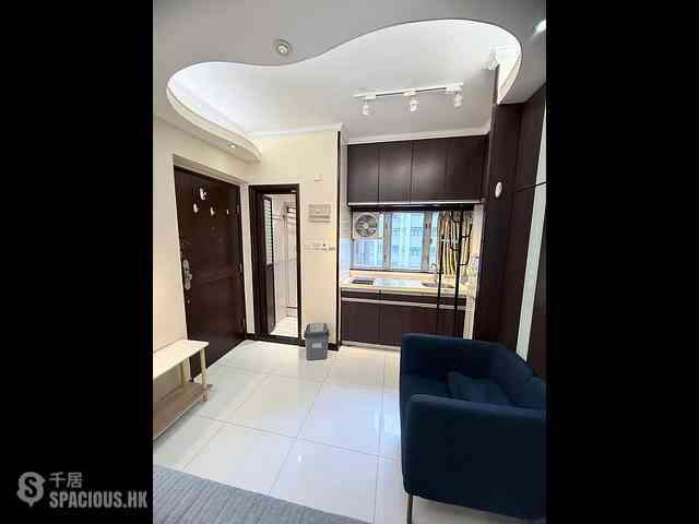 Sai Ying Pun - Fung Sing Mansion 01
