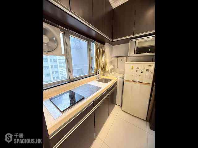 Sai Ying Pun - Fung Sing Mansion 04