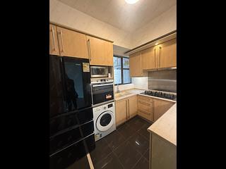 Shek Tong Tsui - The Belcher's Phase 2 Block 8 24
