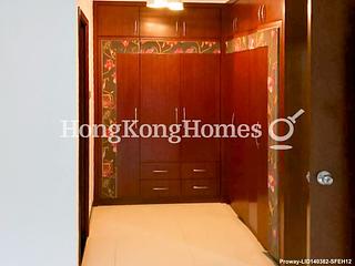 Pok Fu Lam - Baguio Villa 03