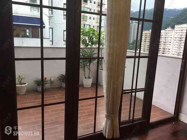 Mid Levels Central - Elegant Terrace Block 1 06