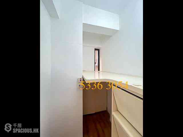 Mid Levels Central - Right Mansion 10