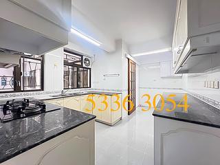 Mid Levels Central - Right Mansion 14