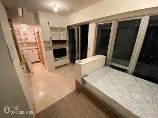 Sai Ying Pun - 63, Pokfulam 05