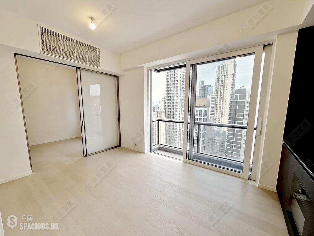 Wan Chai - 33 Kennedy Road 01
